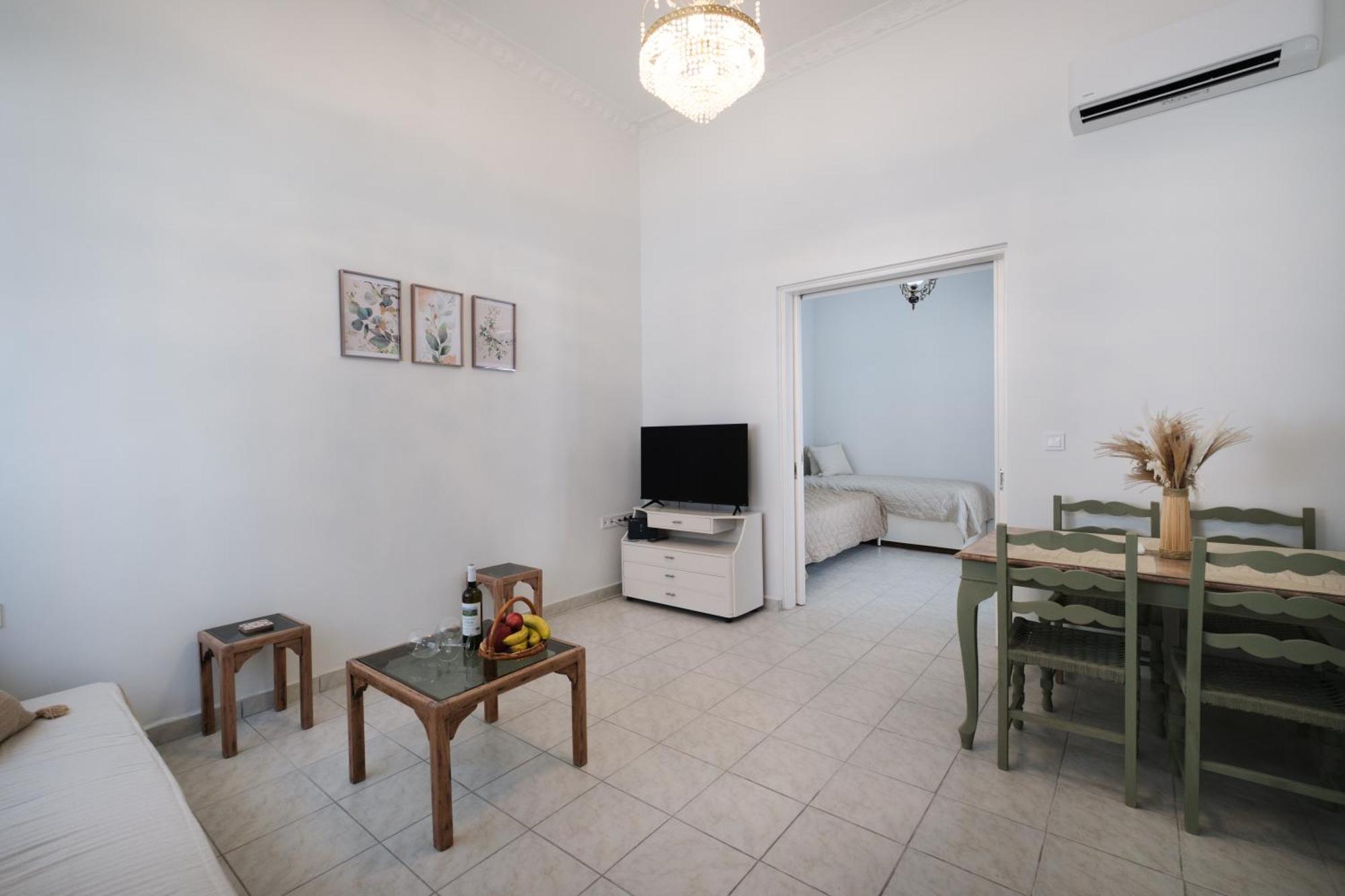 Piraiki Coastal Accommodation Пирея Екстериор снимка