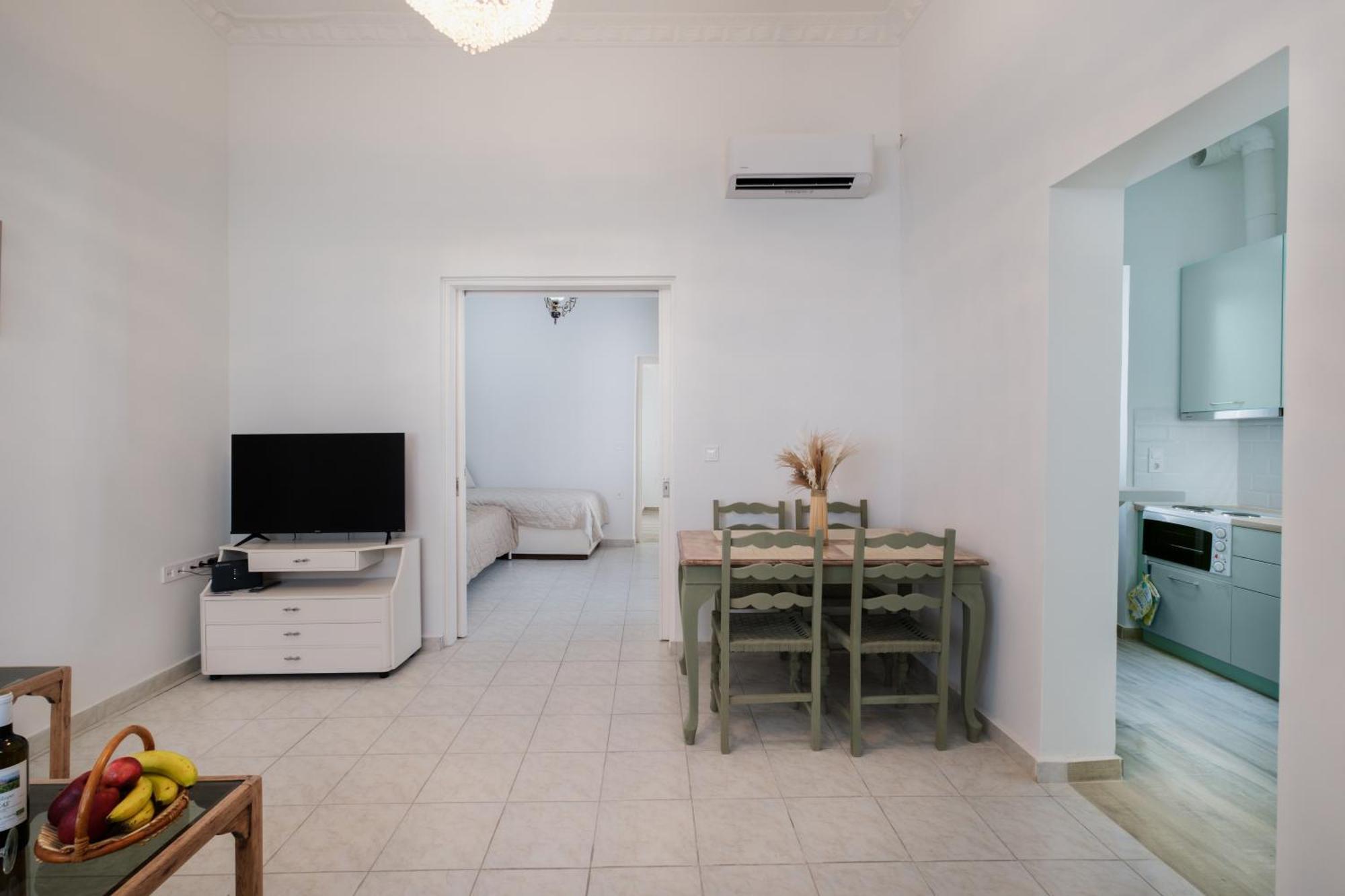 Piraiki Coastal Accommodation Пирея Екстериор снимка